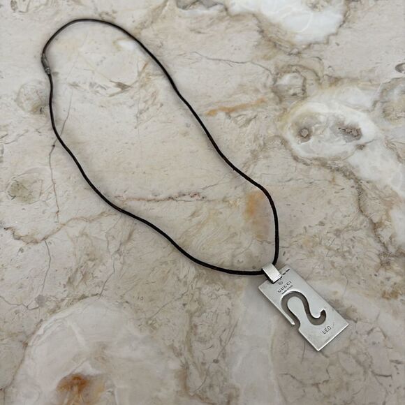 GUCCI Leo 925 Sterling Silver Zodiac Dog Tag Unisex Necklace Pendant - Picture 4 of 6